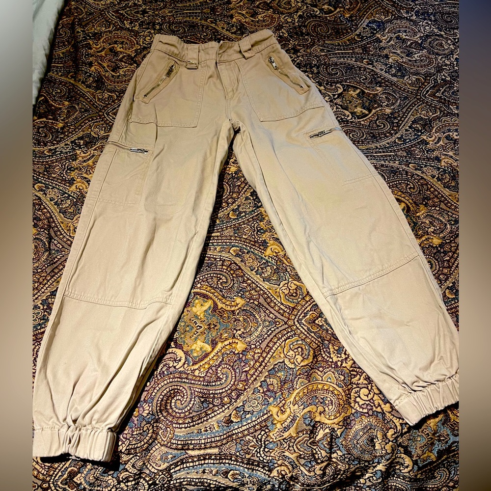 Beige cargo pants size small
